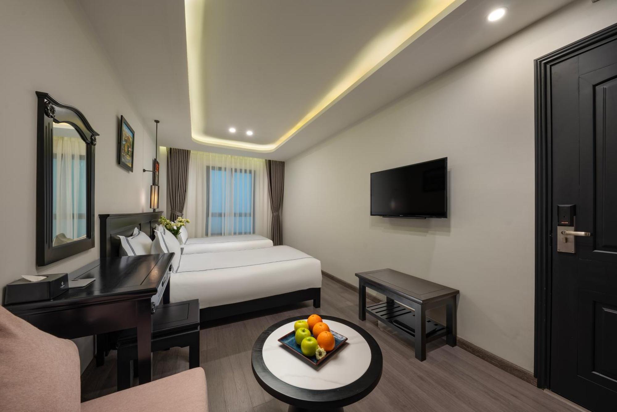 Sq Hang Gai Hotel & Spa Ханой Экстерьер фото
