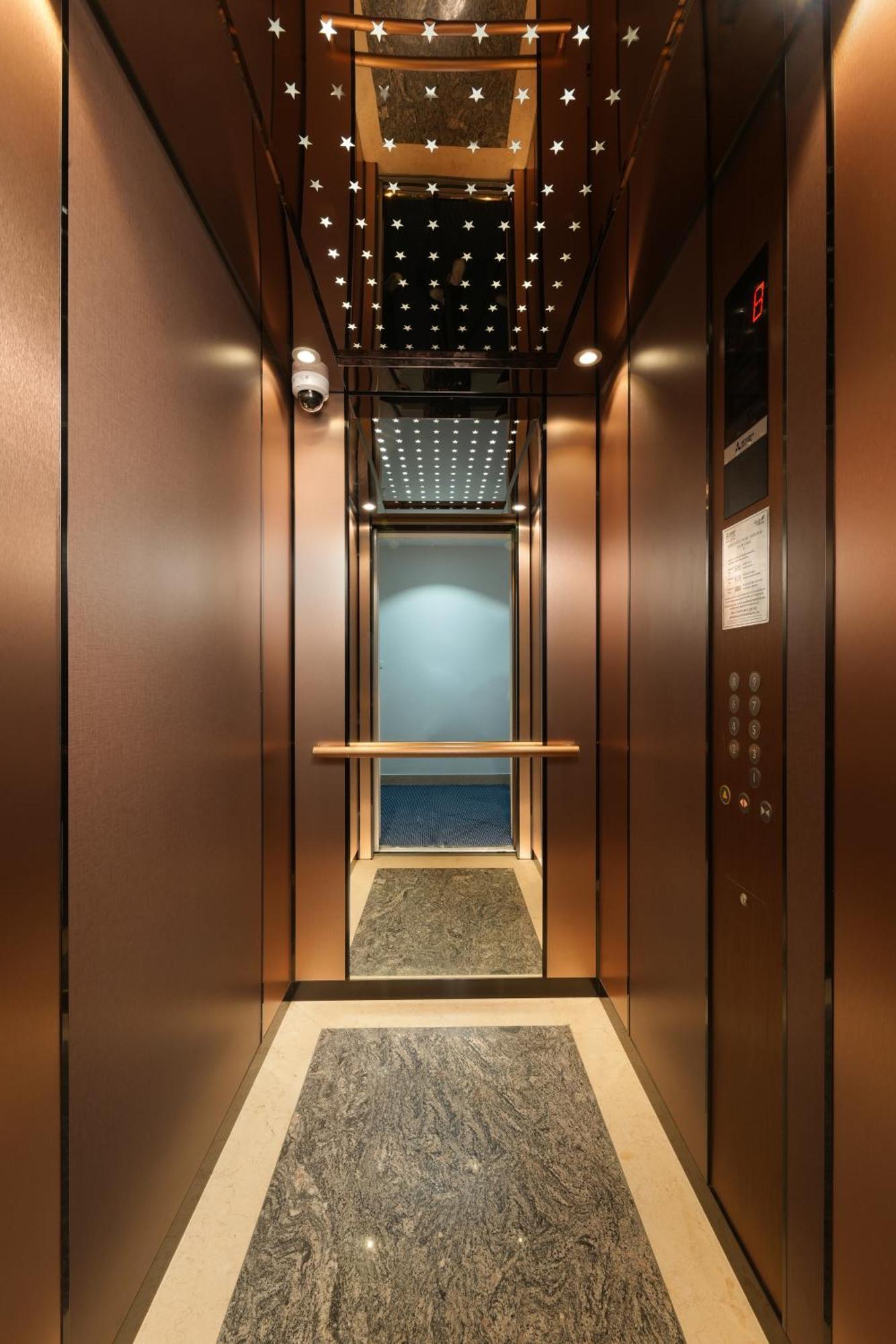 Sq Hang Gai Hotel & Spa Ханой Экстерьер фото