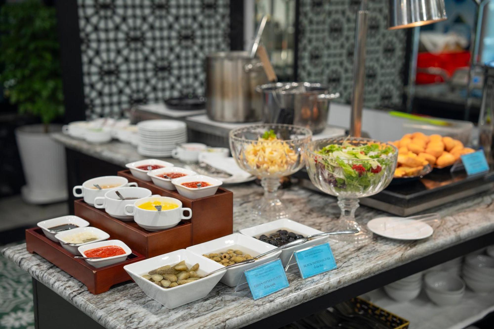 Sq Hang Gai Hotel & Spa Ханой Экстерьер фото