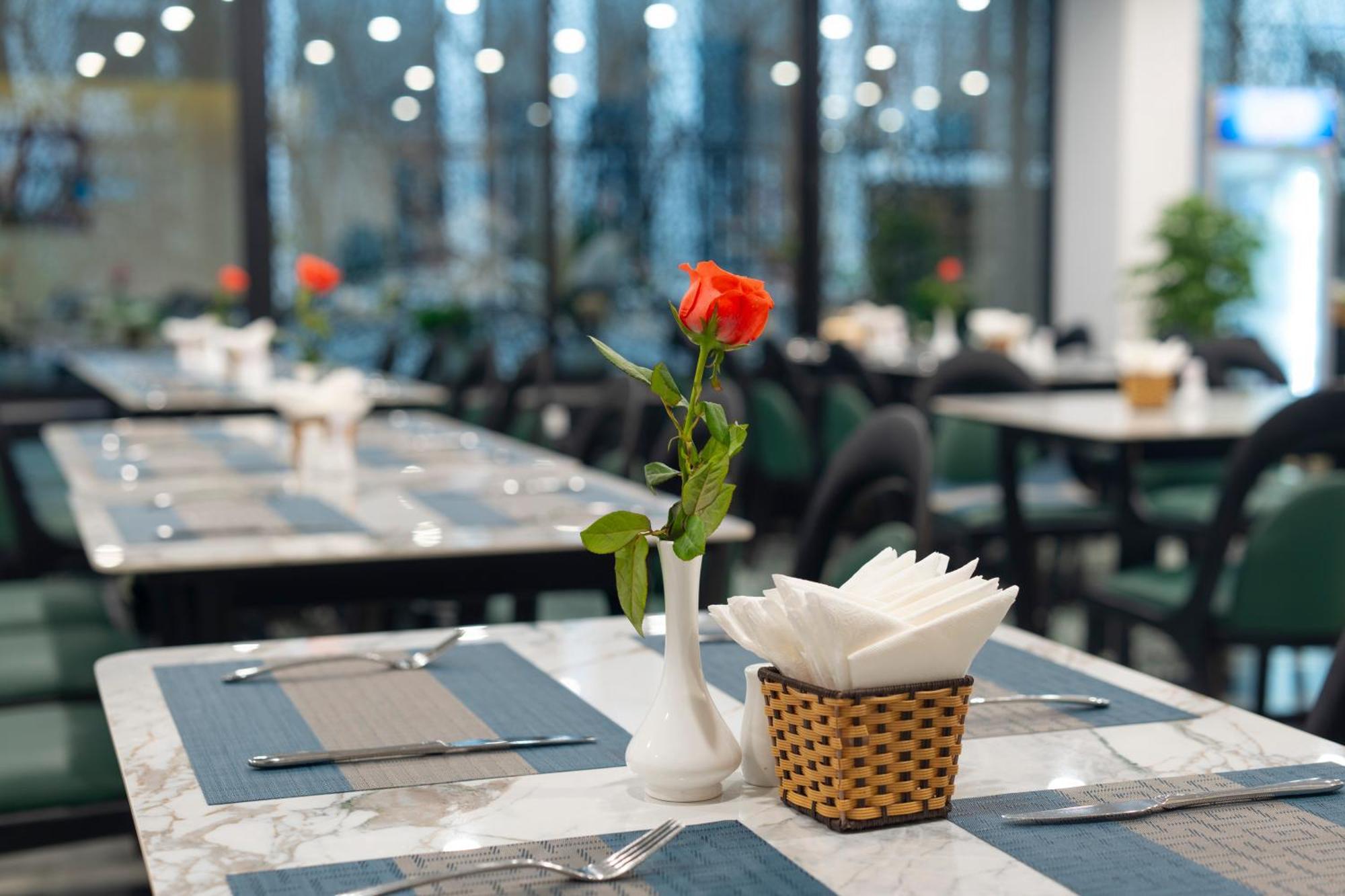 Sq Hang Gai Hotel & Spa Ханой Экстерьер фото